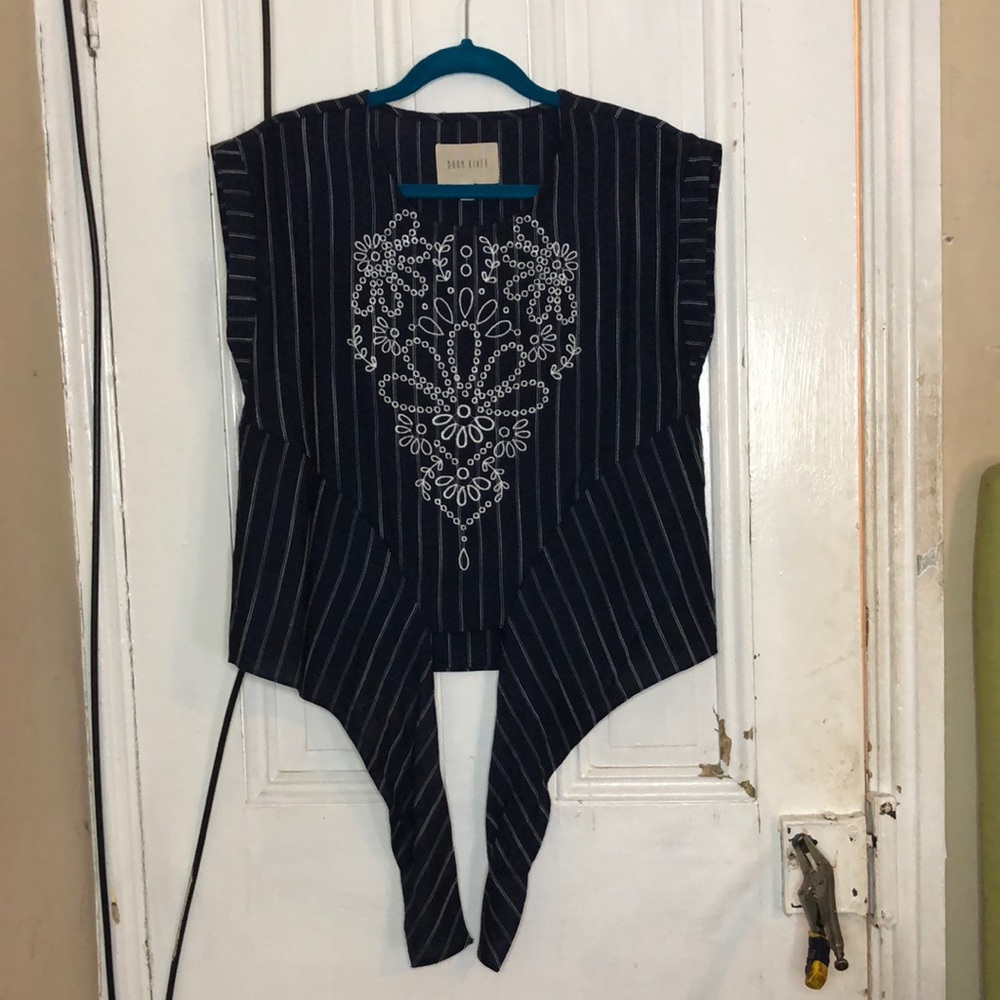 Small Moon River Tie Front Top in Navy